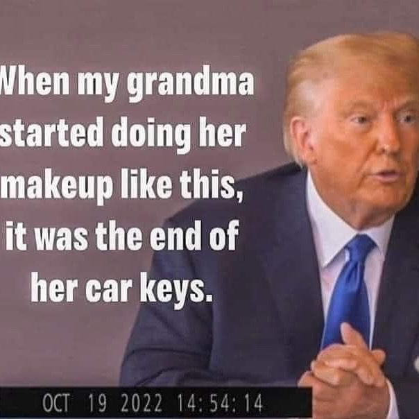 KWWMedia's tweet photo. Lolz #trumpmakeup https://t.co/lqfiGHvnDZ