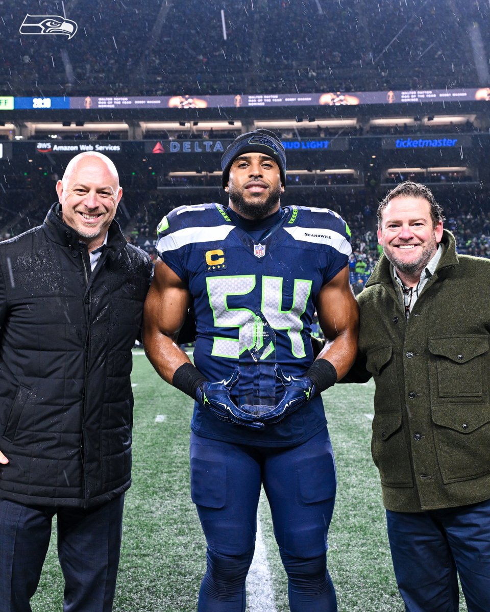 Our captain, leader, and Man of the Year nominee. #WPMOYChallenge + @Bwagz #ProBowlVote + @Bwagz
