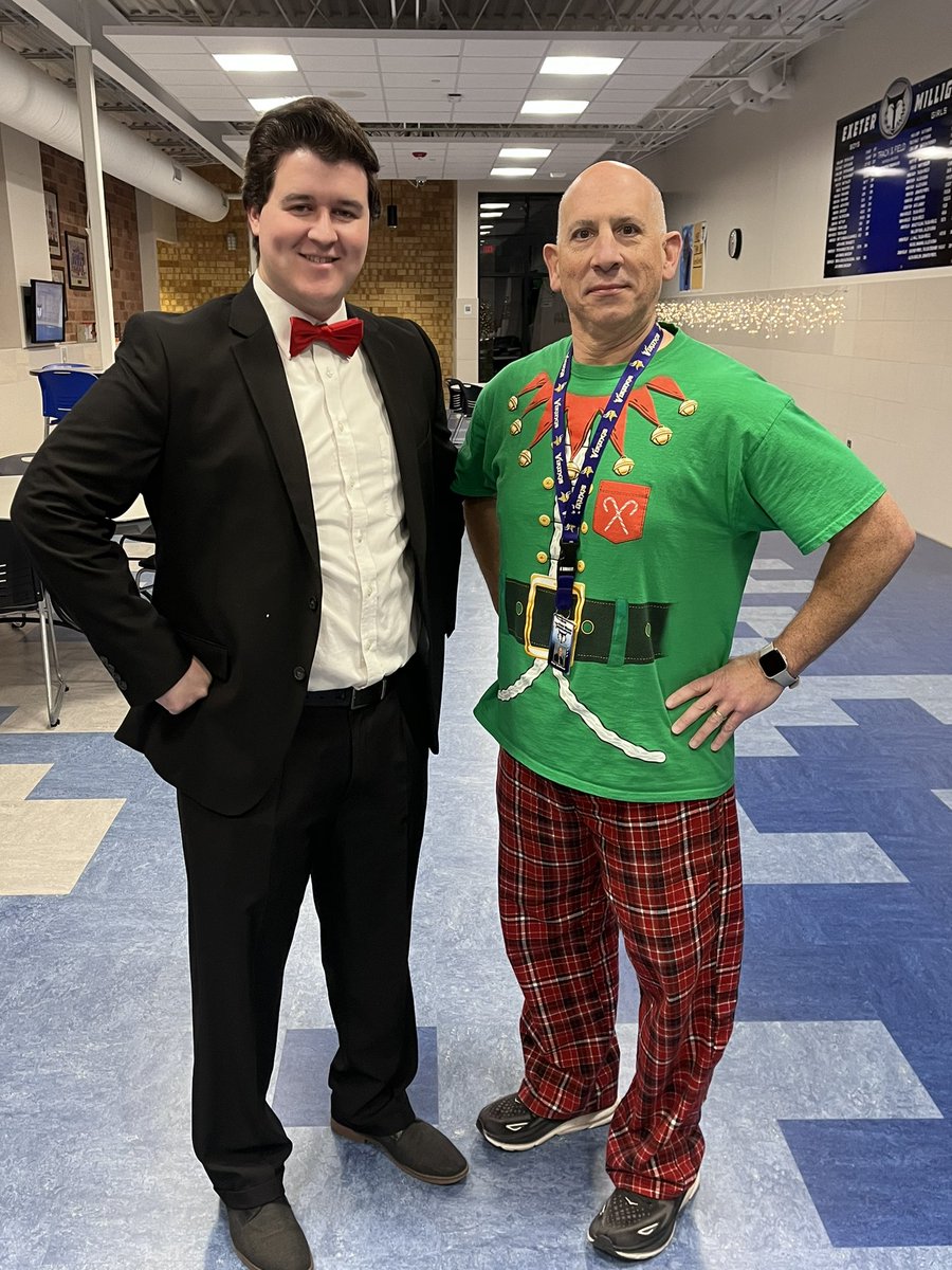 Laura Kroll (@mandery) on Twitter photo Hey <a href="/AndersonSupt/">Derek Anderson</a>, one of these guys are dressed to impress….and it’s not even Tuesday! Hey <a href="/AndersonSupt/">Derek Anderson</a>, one of these guys are dressed to impress….and it’s not even Tuesday!