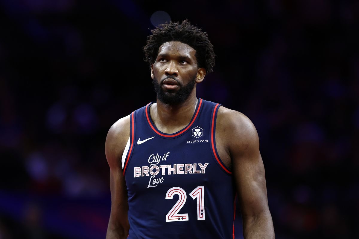 Joel Embiid at halftime: 23 points 7 rebounds 3 assists 1 block