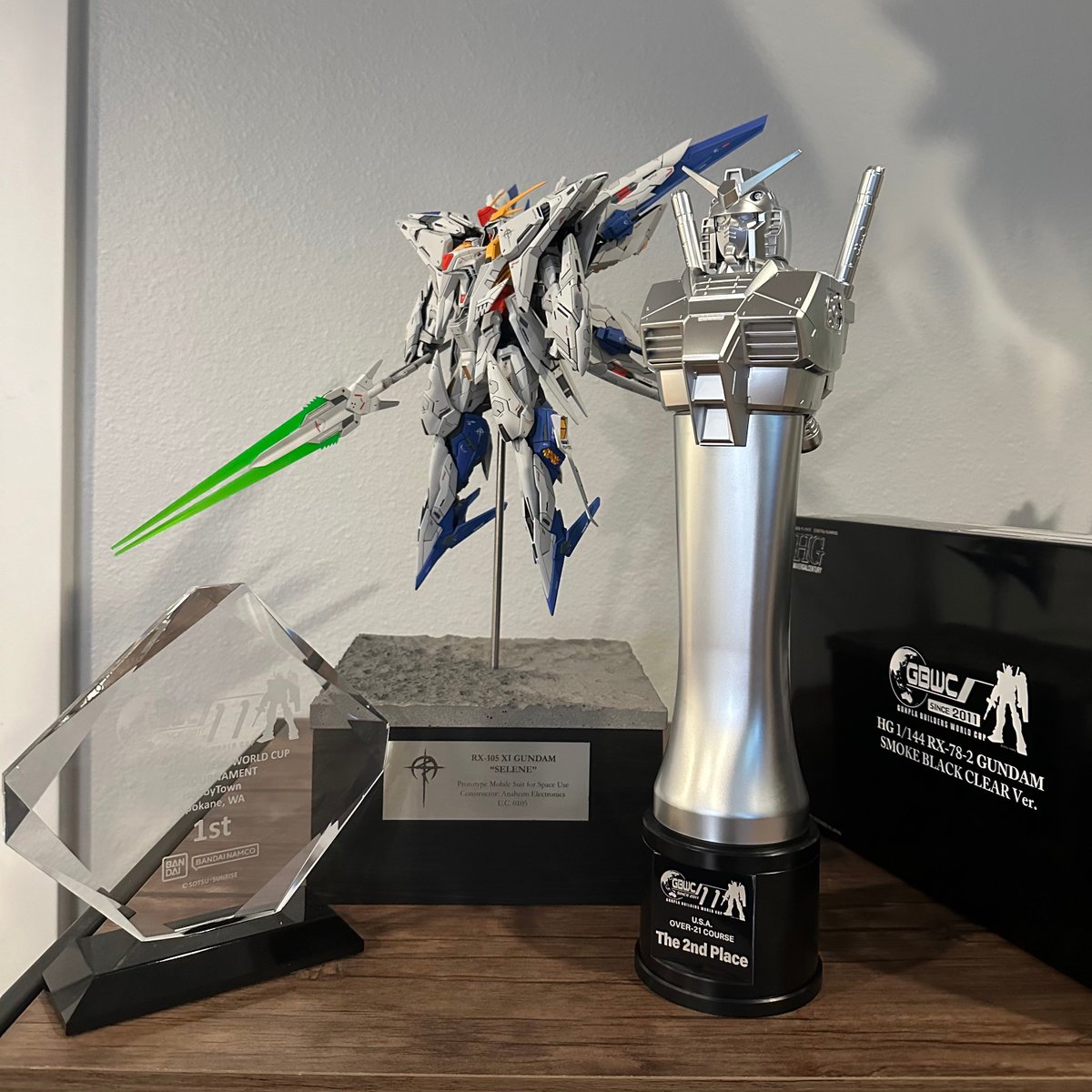 elliottgray's tweet image. bandai sent me this sacred totem. may it forever guard and protect my virginity.

#gunpla #ガンプラ #gbwc2023