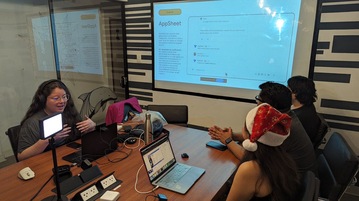 gdgcloudlima's tweet image. Y seguimos en nuestro #meetup...con algunos detalles técnicos pero...resolvimos!!!
 Siguenos en #Youtube
youtube.com/live/3Q5kAjvMA…