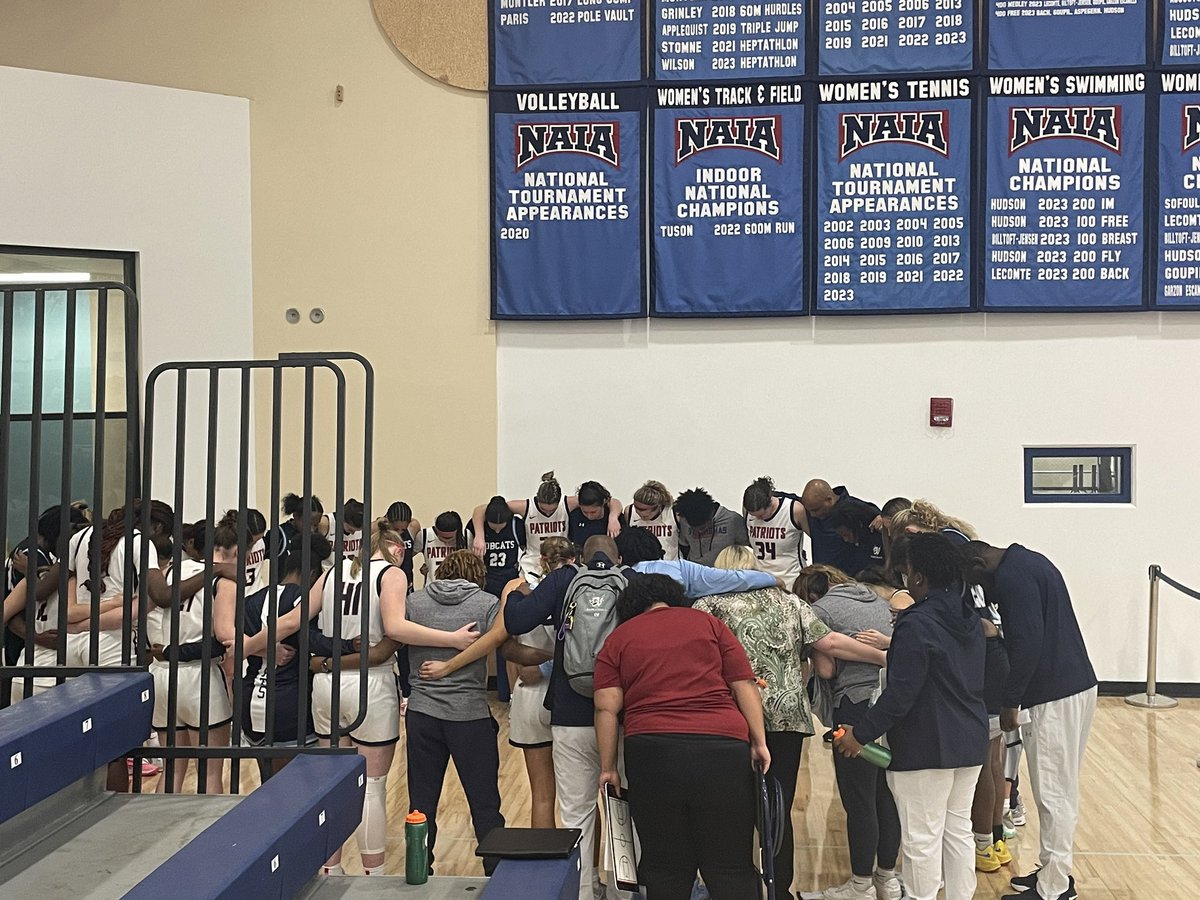 Candace Walker (@coachwalkerstu) on Twitter photo So much appreciation for <a href="/Ucwbb/">UC Women's Basketball</a>. Spoke to their coach prior to the game and he expressed that his ladies wanted to pray for/with us afterwards.
After a hard fought battle, we joined together, gave thanks, and honored our guardian Angel. Class act of a program. So much appreciation for <a href="/Ucwbb/">UC Women's Basketball</a>. Spoke to their coach prior to the game and he expressed that his ladies wanted to pray for/with us afterwards.
After a hard fought battle, we joined together, gave thanks, and honored our guardian Angel. Class act of a program.