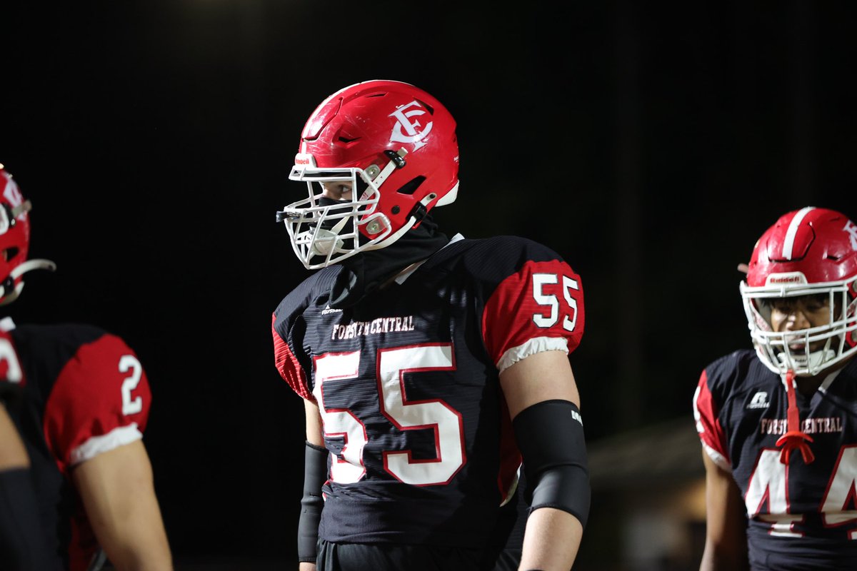 I will be signing my NLI on Wednesday at 1:00 pm in the library at Forsyth Central. Anyone and everyone is welcome to come and support.
<a href="/USFFootball/">USF Football</a> #HornsUp 🤘🏼🐂
<a href="/ForsythCentAD/">FCHS_AD</a>