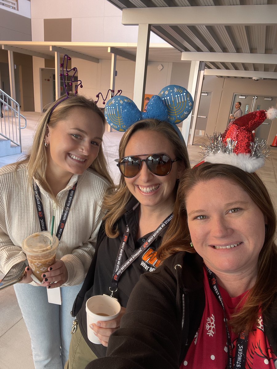 Fallon Felsen (@ffelsen_ap) on Twitter photo Showing off our Holiday Headwear during The Hive’s Winter Spirit Week! <a href="/WestBoyntonMS/">West Boynton Middle School</a> <a href="/JoePeccia/">Joe Peccia Jr.</a> Showing off our Holiday Headwear during The Hive’s Winter Spirit Week! <a href="/WestBoyntonMS/">West Boynton Middle School</a> <a href="/JoePeccia/">Joe Peccia Jr.</a>