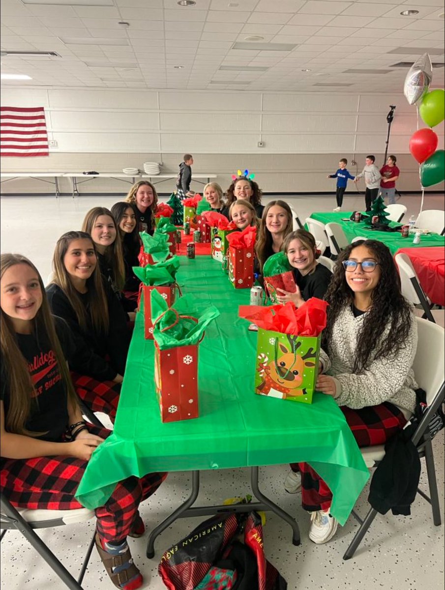 Haley Jordan (@haleygjordan23) on Twitter photo Had a great time at the Bulldogs Christmas party this weekend! Love spending time with this team!β€οΈ <a href="/CPbulldogs09/">Crown Point Bulldogs Barajas</a> Had a great time at the Bulldogs Christmas party this weekend! Love spending time with this team!β€οΈ <a href="/CPbulldogs09/">Crown Point Bulldogs Barajas</a>