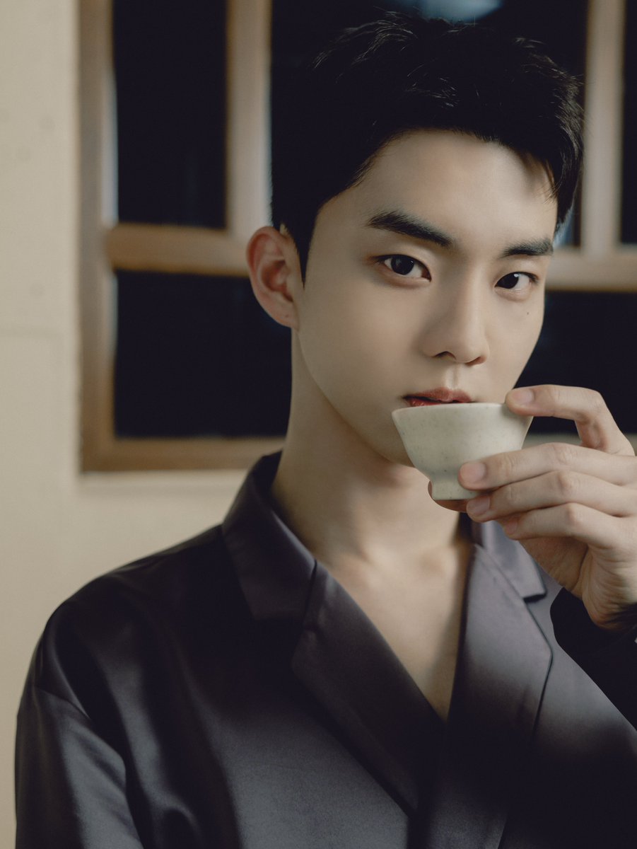 [📸] THE BOYZ 공식 팬클럽 ＜THE B＞ 6기 𝗖𝗢𝗠𝗜𝗡𝗚 𝗦𝗢𝗢𝗡

📢 상세 안내 : 2023.12.20 12PM
🍵 모집 시작 : 2023.12.21 6PM

#THEBOYZ #더보이즈 #THEB #더비