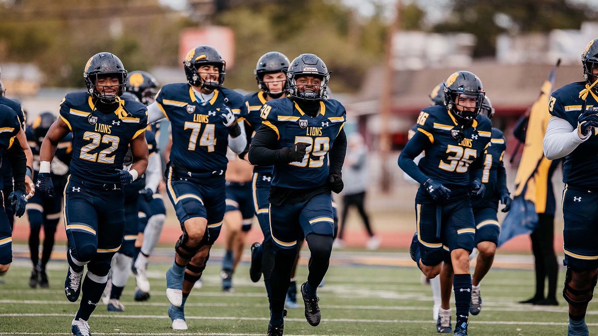 Blessed to receive a D1 scholarship offer from Texas A&amp;M University-Commerce! <a href="/tamucfball/">A&M-Commerce Football</a> <a href="/AndyTownsend72/">Andy Townsend</a> <a href="/cory_coach/">Coach Cory</a> <a href="/ScotsRecruiting/">Highland Park Scots Recruiting</a> <a href="/MrCoachLeidner/">Bobby Leidner</a> <a href="/scotsathletics/">Highland Park Scots</a> <a href="/That_Boi_Dhawk/">Dhawk</a>