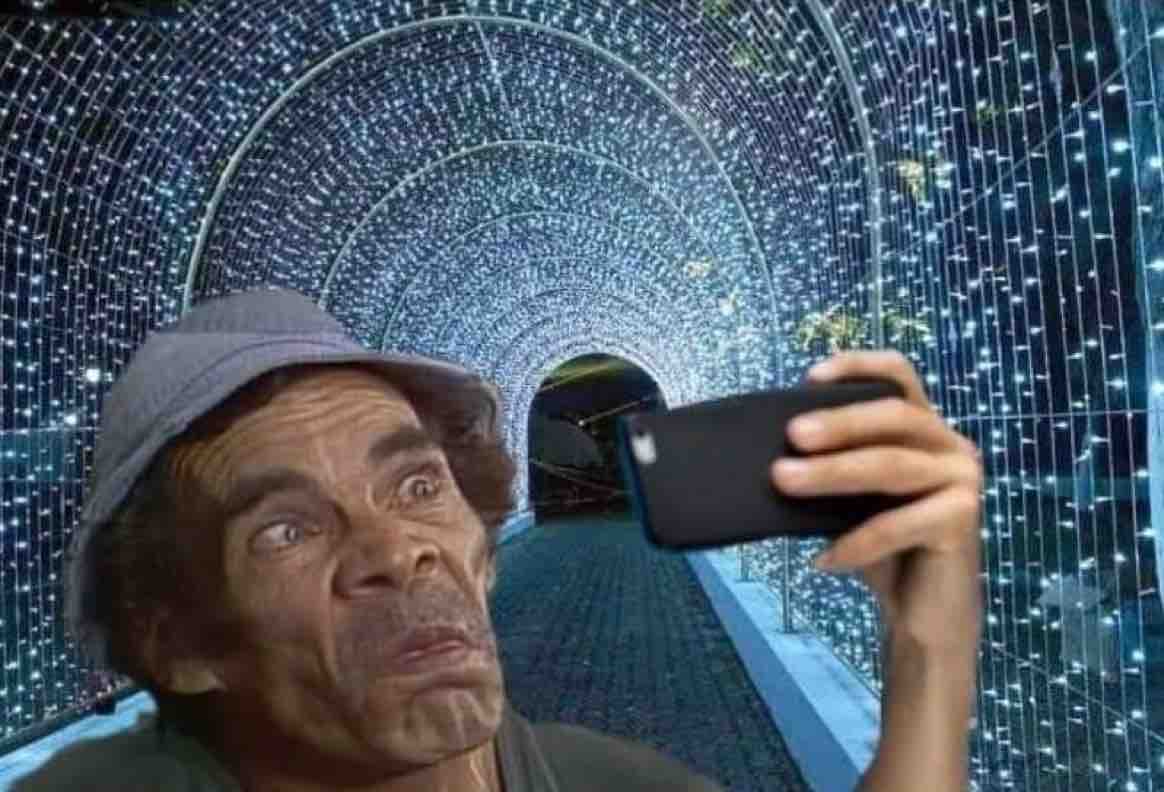 El Guarromántico tweet media