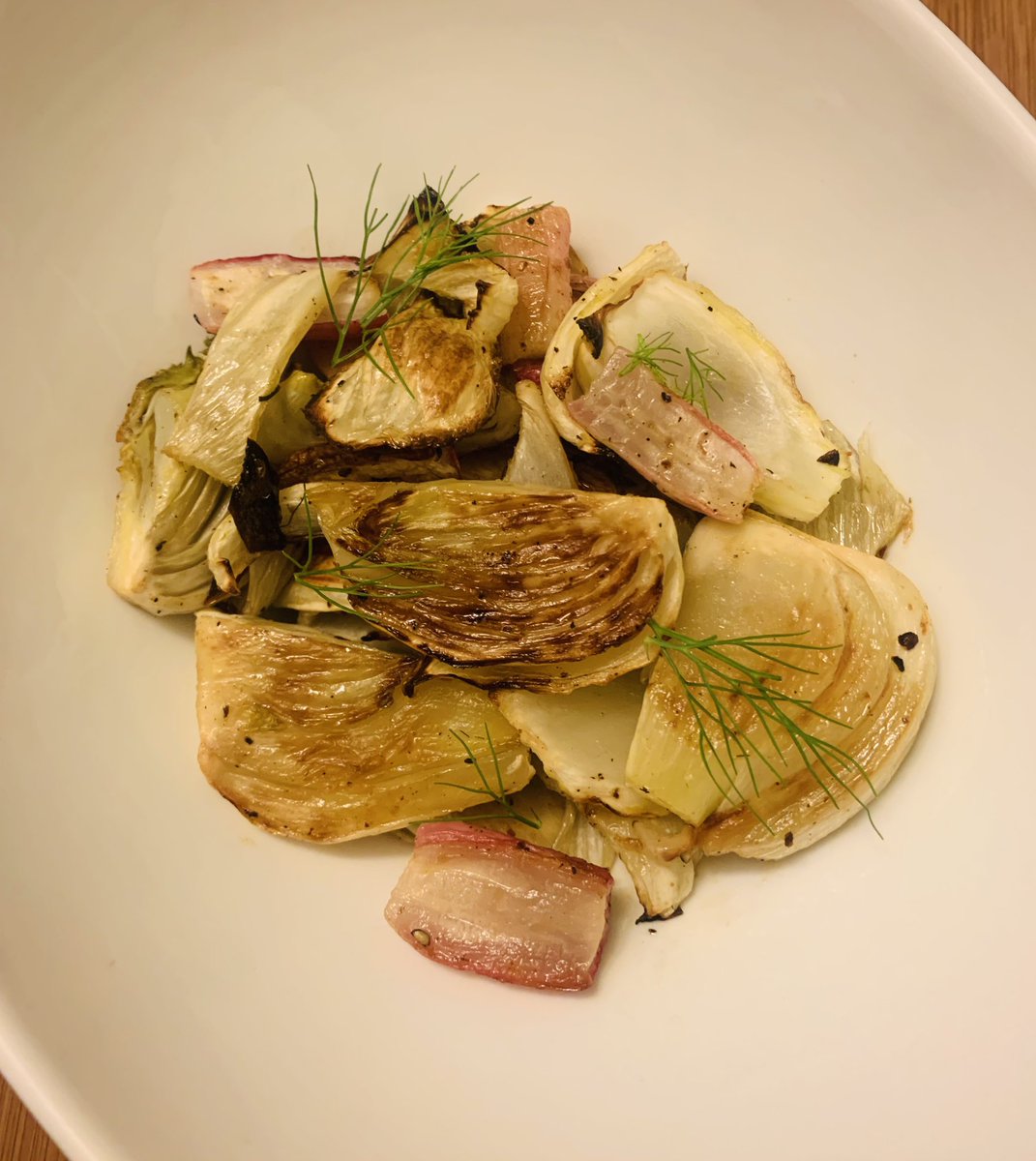 Side dish: Roasted fennel & radish #eatyourveggies #nofilter #ManicMonday