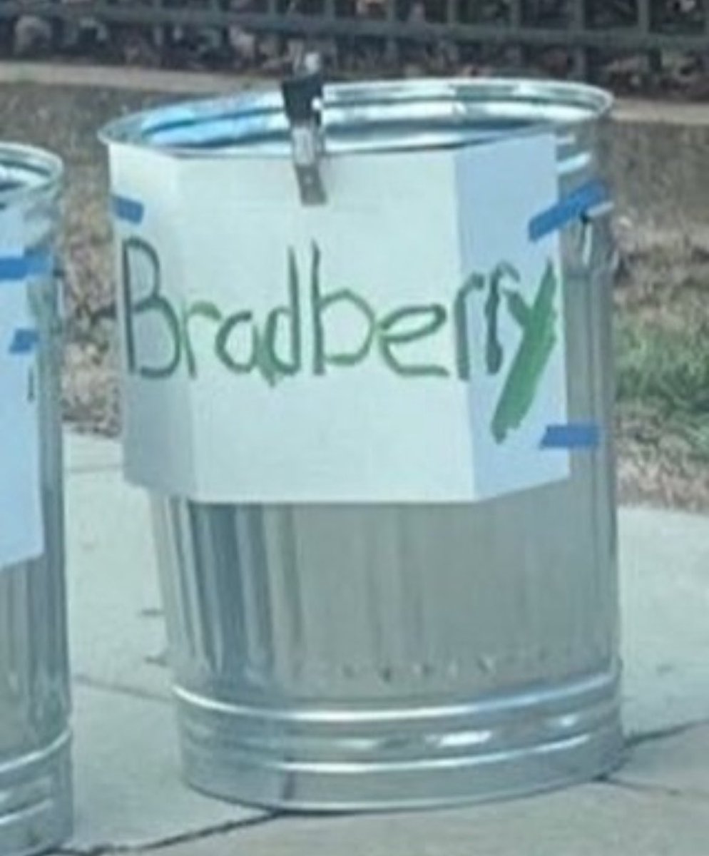 phillyphran's tweet image. This team stinks #FlyEaglesFly