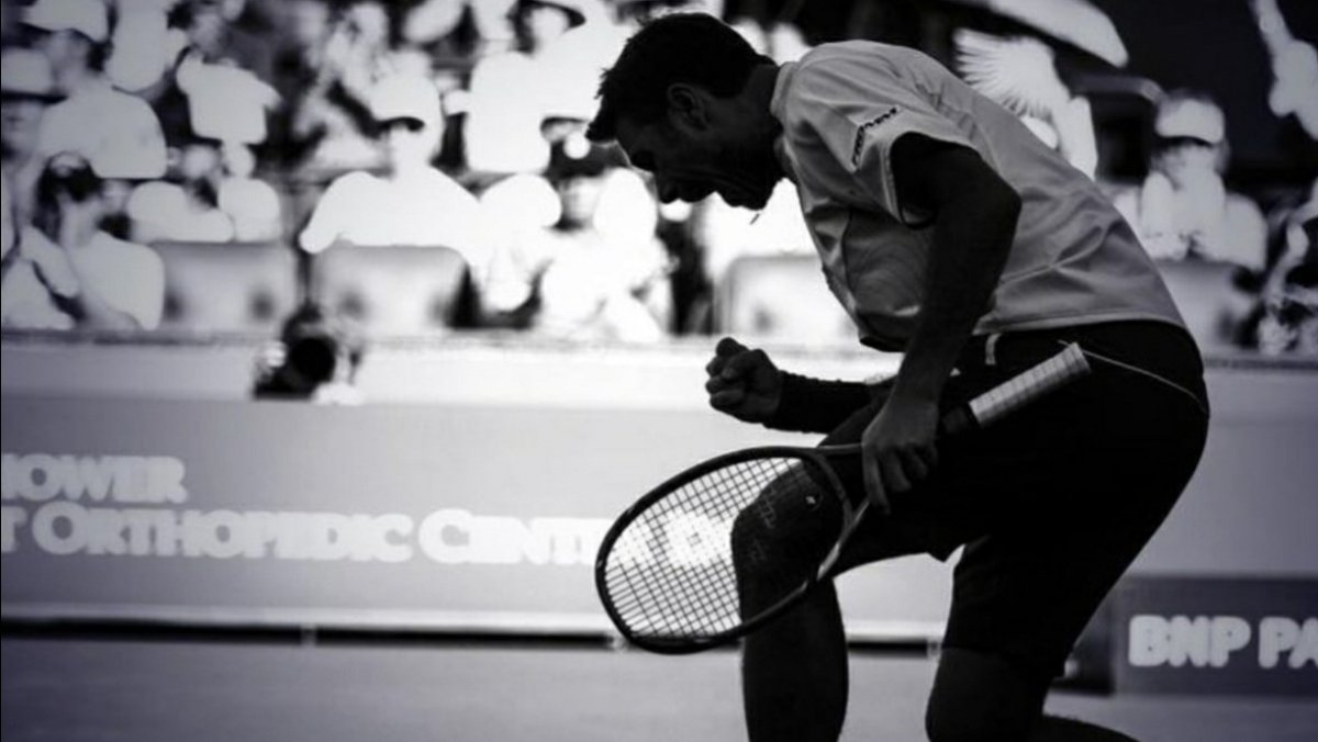 This picture is from 2014, but it's still one of my personal favourite pictures from a favourite time.

#ThrowbackTuesday #BlackAndWhite #BestRoarEver #NobodyDoesItBetter #PureAndRawManpower #FocusOnTennis #MissIt #Wawrinka #stanwawrinka #stanislaswawrinka 

(Gallery memory)