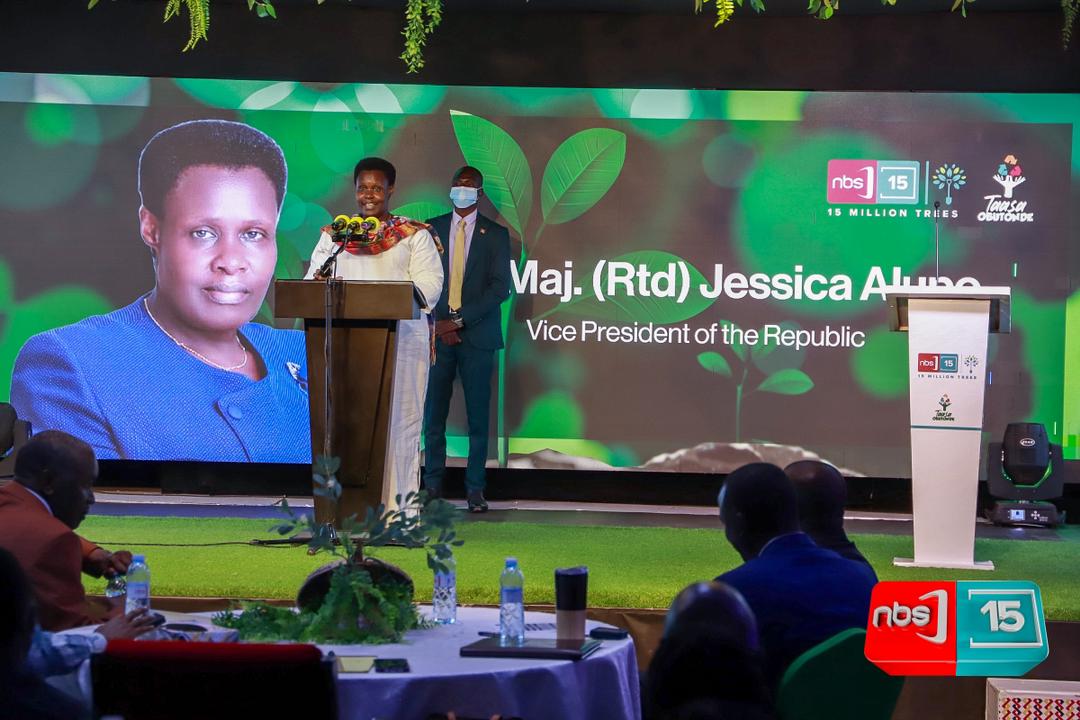 ROOTSUganda's tweet image. &quot;The need and value of our Eco-system can not be over emphasized.&quot;  - H.E Jessica Alupo, Vice President  of Uganda @min_waterUg  #RunningOutOfTrees  #UgandaGreeningCampaign #Sustainability #TreePlanting #ProtectOurPlanet #15milliontrees #TaasaObutonde @stanbicug @TotalEnergiesUG