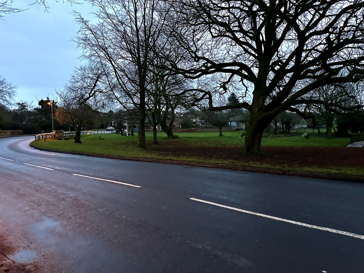 Progradar's tweet image. 7am start for Christmas themed S&amp;amp;C with Matt at FitBox, followed by BRR 7’s interval session - warm up, 7(2H,2R) &amp;amp; 7(1H1R), cool down - around Hunmanby and Muston 😊🏃‍♂️ @RunComPod #strengthandconditioning #intervals