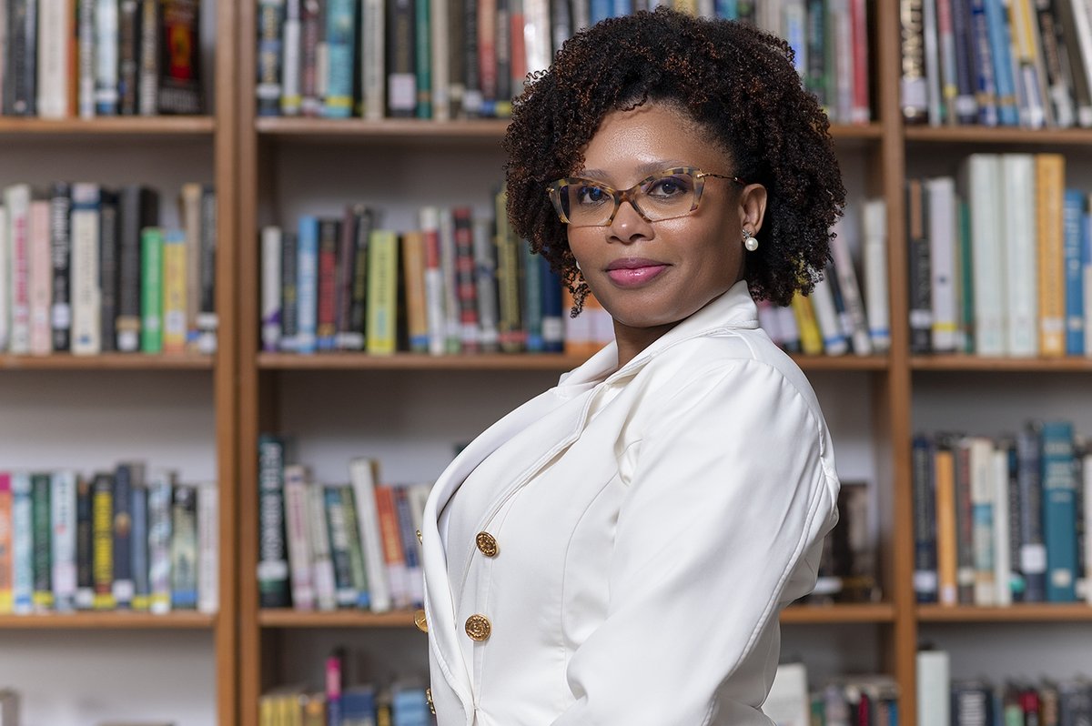 .<a href="/PublisHerEvents/">PublisHer</a> has announced three new board members: <a href="/llyonstweets/">Lisa Lyons Johnston</a> (Canada), Sandra Tamele (Mozambique), and Beatrice Yong-in Lin (South Korea)

bookbrunch.co.uk/page/article-d… (£)