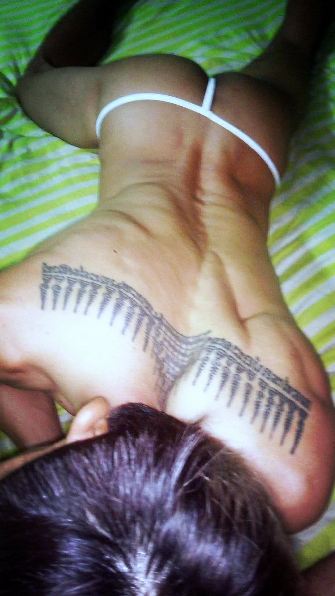 อยากลอยอยากเสียว