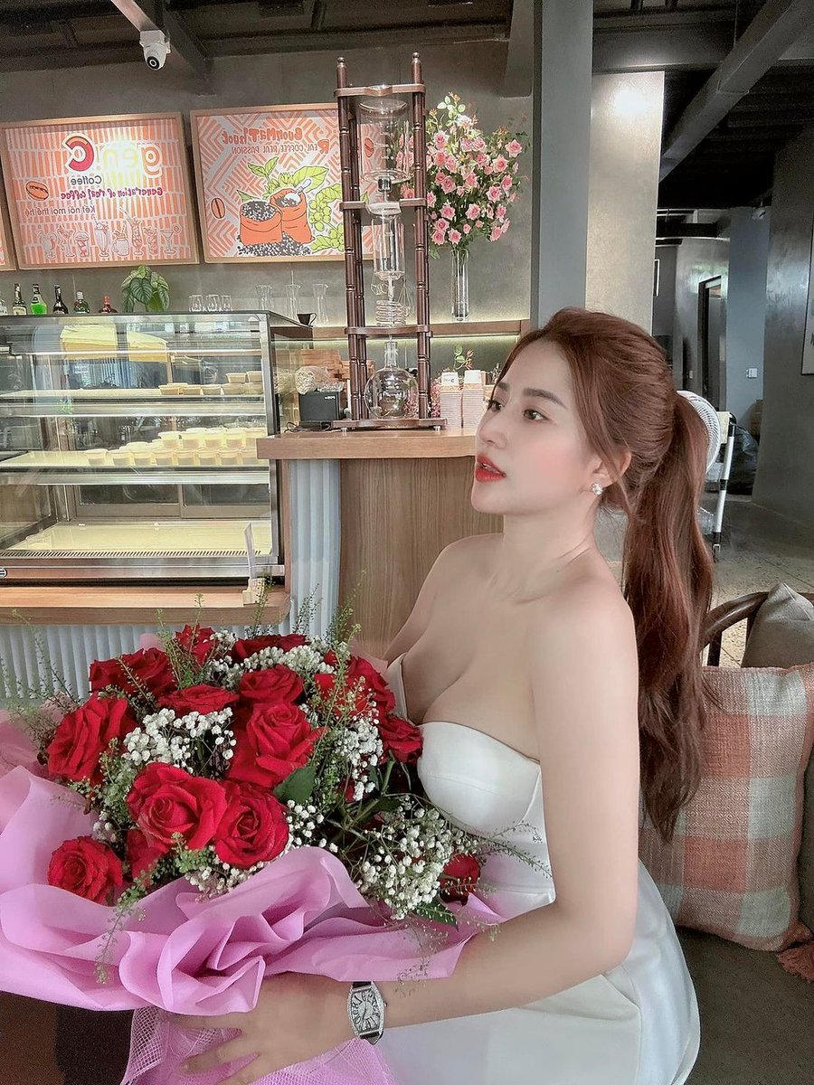 inflector druggery
Xin chào! Tôi là một cô gái yêu thích thiên nhiên và các hoạt động ngoài trời, hy vọng tìm một người đàn ông cùng niềm đam mê và cùng nhau khám phá vẻ đẹp của tự nhiên.