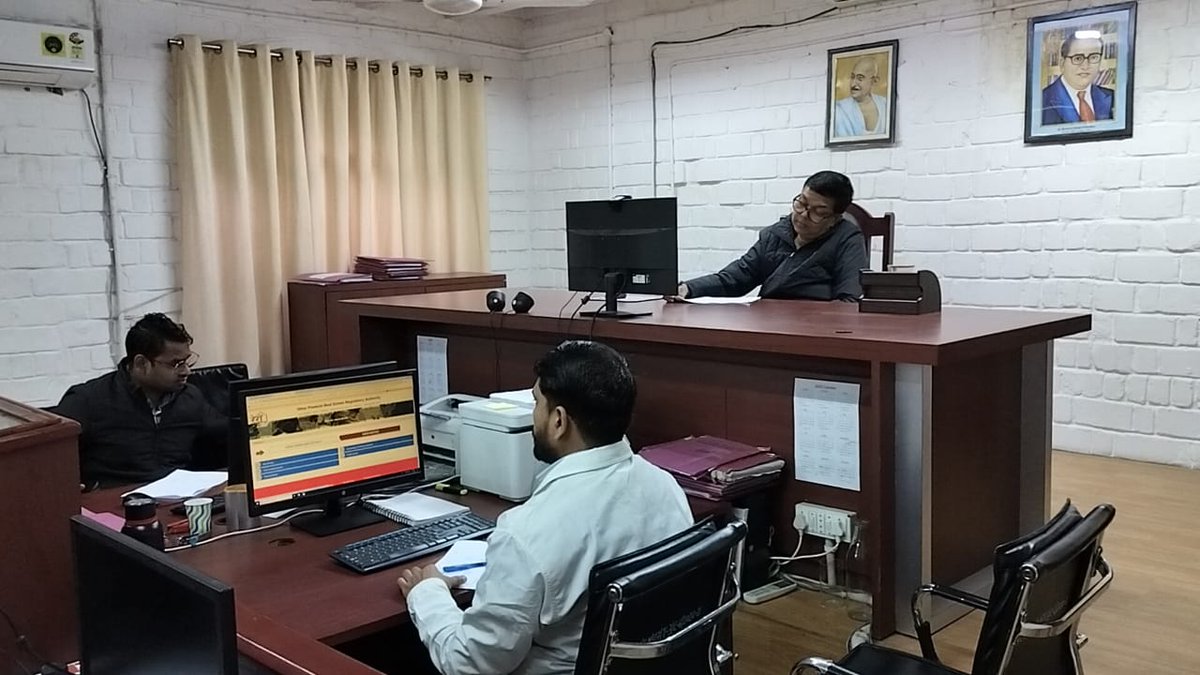 UPRERAofficial's tweet image. उ.प्र. रेरा की माननीय पीठों में वर्चुअल सुनवाई द्वारा आवंटियों व प्रोमोटर के मध्य &apos;यूनिट का कब्जा&apos;, &apos;रिफंड&apos;, &apos;डिले अवधि के ब्याज सहित कब्ज़ा&apos; तथा अन्य प्रकार की शिकायतों का समाधान सुनिश्चित करवाया जा रहा है।
#UPRERA #possession #orderexecution #settlement #refund #delayinterest