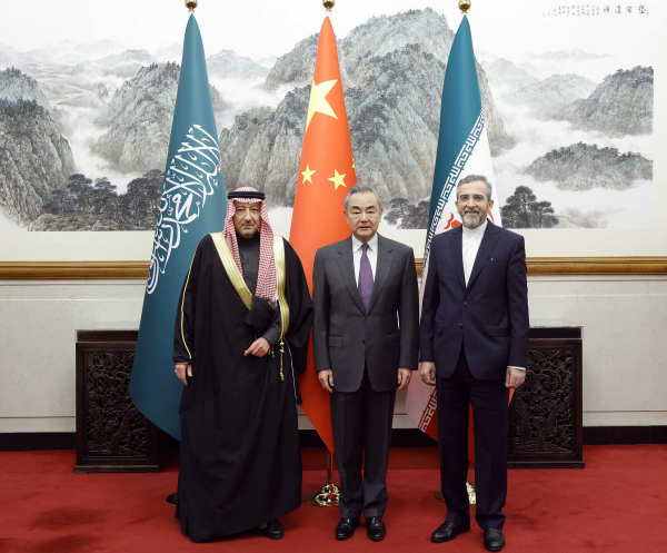 AnnalyticTalk's tweet photo. Chinese FM Wang Yi @MFA_China: The #MiddleEast should no longer be a geopolitical arena of great powers, and the fate of the region should be in the hands of the people.
1st meeting of #China #SaudiArabia #Iran trilateral joint committee concludes. https://t.co/y12PlhnzkF