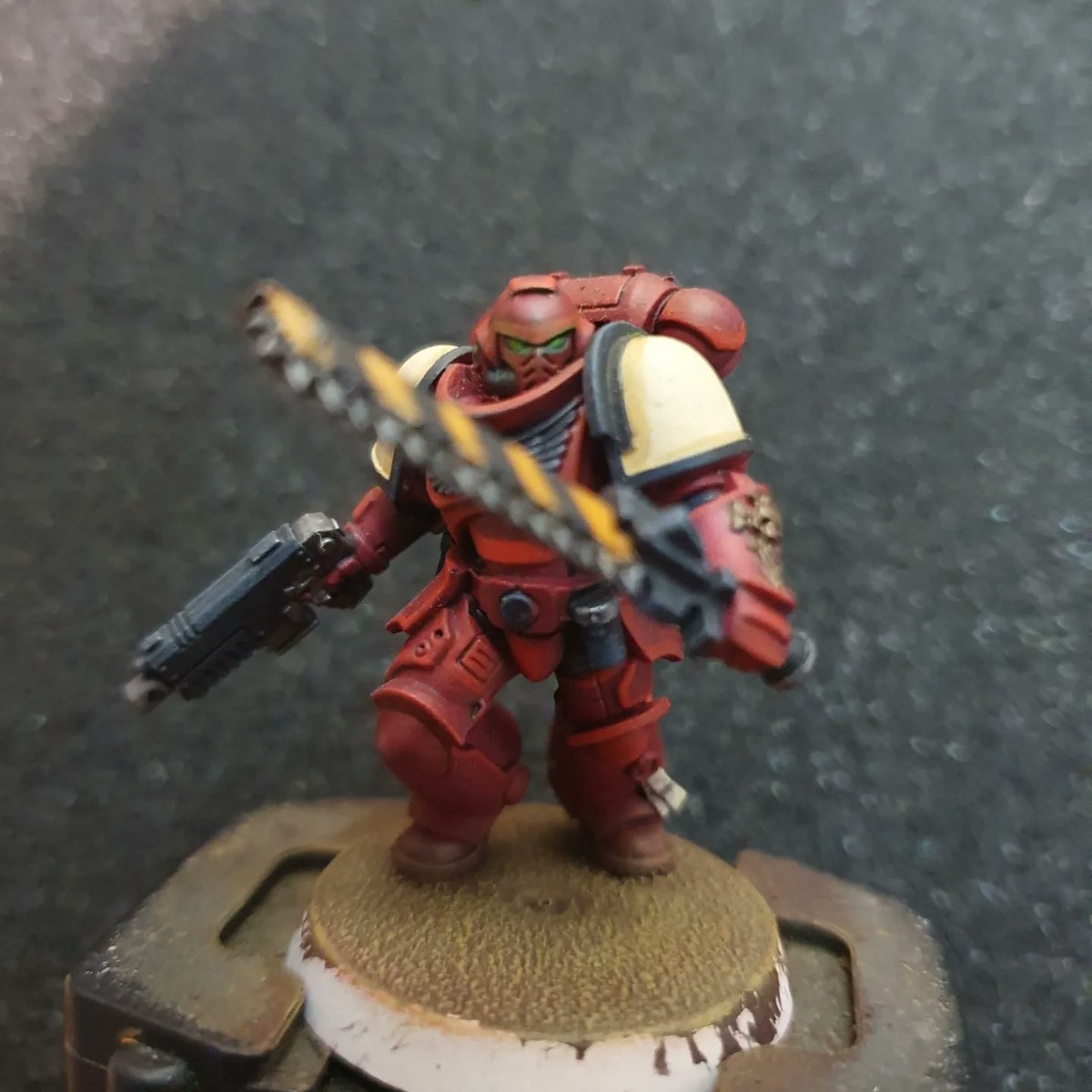 The_GoreChild's tweet image. I desperately need to get back to painting and finishing off these guys. #warhammer40k #slowprogress