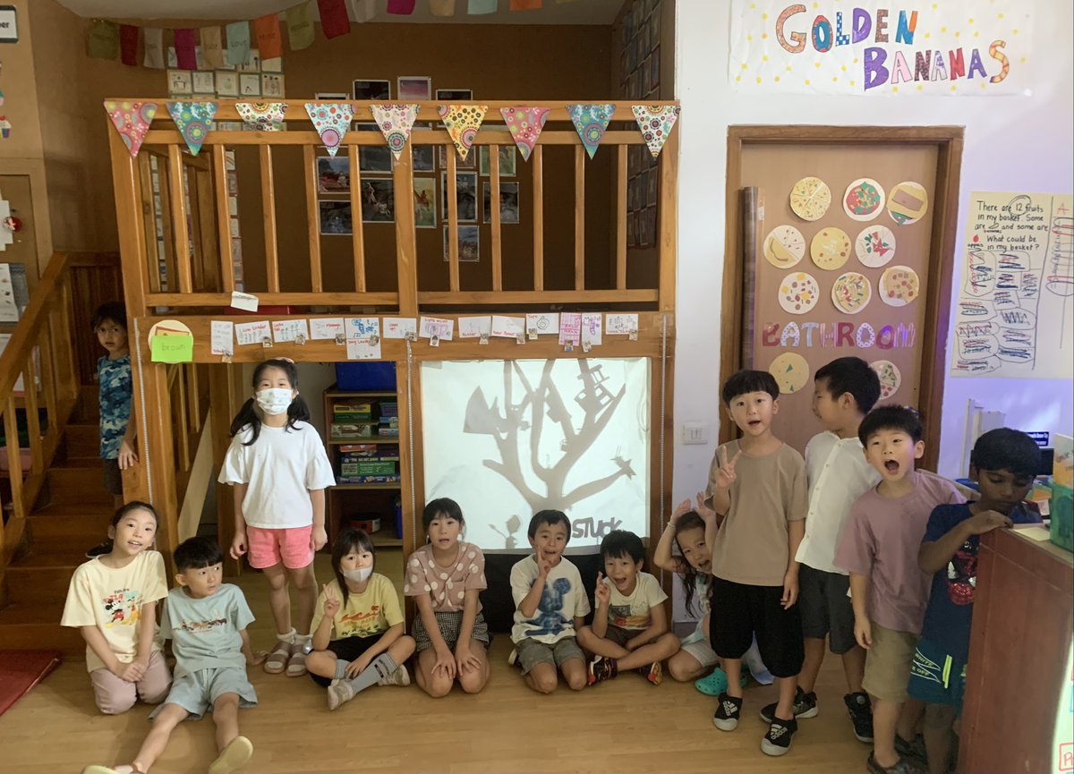 AISChennai's tweet image. All learning is celebrated at #AISChennai! Our #AISCGrade1 students were recognized for their achievements in writing during their in-classroom learning celebration, before broke for Winter!

#AISCLearner
#AISCElementary