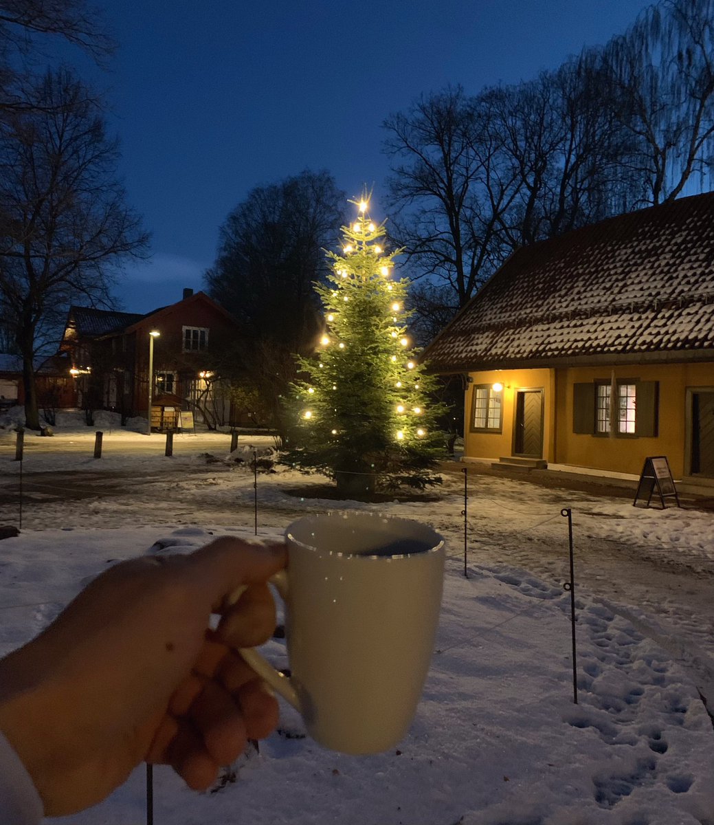 Bugünde buradan günaydın☕️ Anlık 08:25😊 +3 derece ve güneşli bir gün olacak ❄️🌞