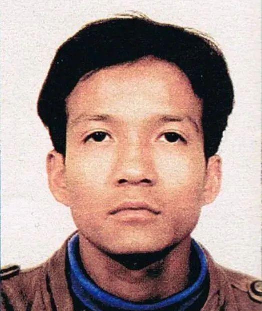 19.12.95, Beckum: Der nepalesische Flüchtling Sanjib Kumar Shrestha verschwindet spurlos. Seine Leiche wird erst 2001 in einem Baggersee bei Ganderkesee entdeckt. Der Neonazi Till-Hauke Heldt hatte ihn aufgrund seiner rassistischen Ideologie und Eifersucht erwürgt. #KeinVergessen