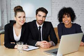 👉Ets recent graduat/a en Dret?
📌participa en dues beques de col·laboració i formació a la Comissió Jurídica Assessora, augmentaràs la formació teoricopràctica i la preparació professional . 
📅 Termini obert fins el 02/01/2024 
🤓 :///jNIyS