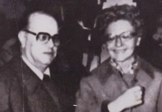 19.12.1980, Erlangen: Der Rabbiner Shlomo Lewin und dessen Partnerin Frieda Poeschke werden durch Uwe Behrendt (Wehrsportgruppe Hoffmann) ermordet. Wahrscheinlich sind weitere Täter involviert: taz.de/Mord-an-Shlomo… #KeinVergessen