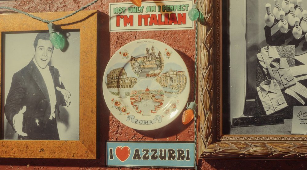 The Bizarre History of Buca di Beppo, America’s Most Postmodern Red Sauce Chain How a Lutheran from central Illinois created a genre-defining Italian-American restaurant. 🍝🍷 bit.ly/4ao6Mbb