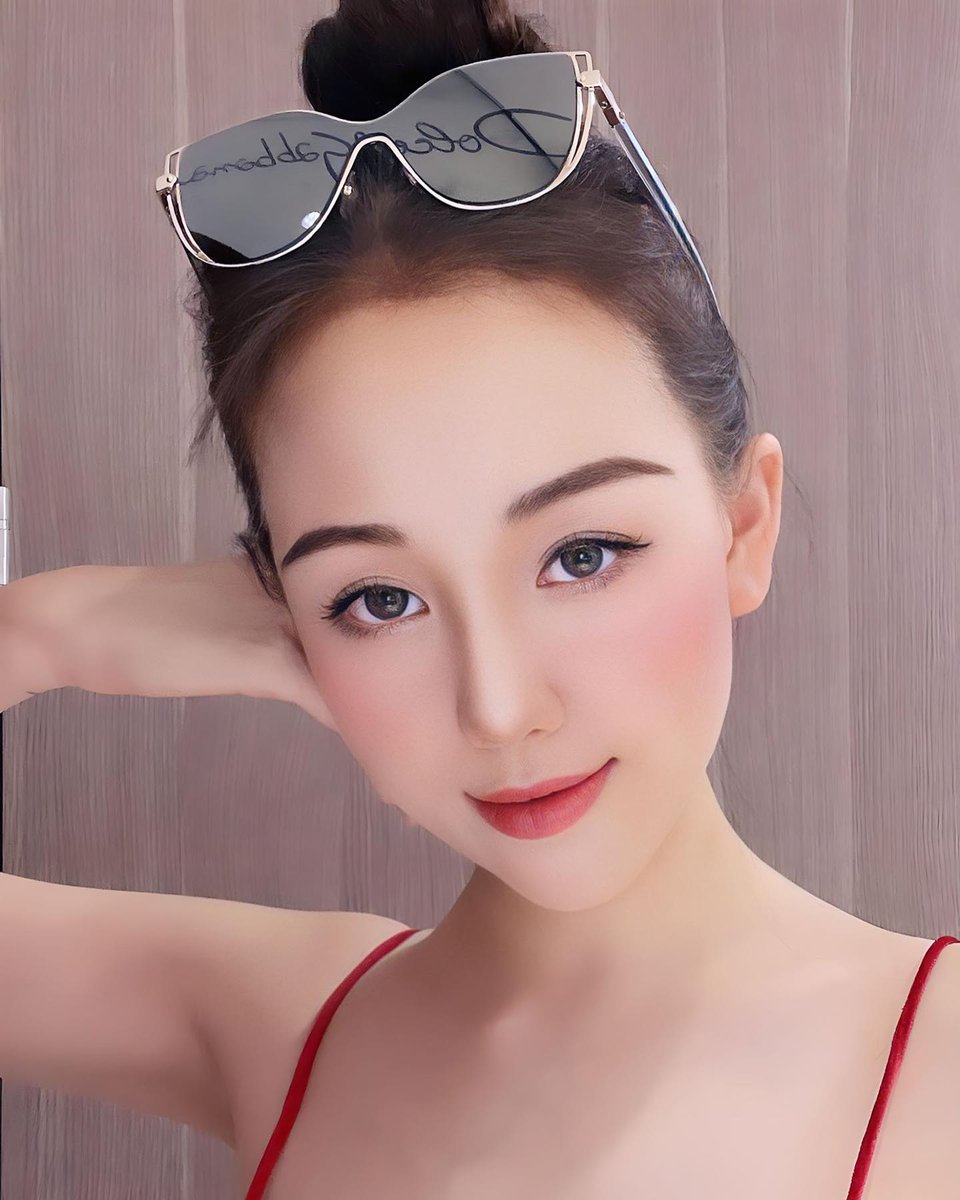 missish unprized gumminess heilung
Tôi là một người phụ nữ yêu thích mua sắm và muốn tìm một người bạn đặc biệt để cùng đi mua sắm và thử những bộ trang phục mới. Bạn có muốn trở thành người tư vấn thời trang của tôi không?