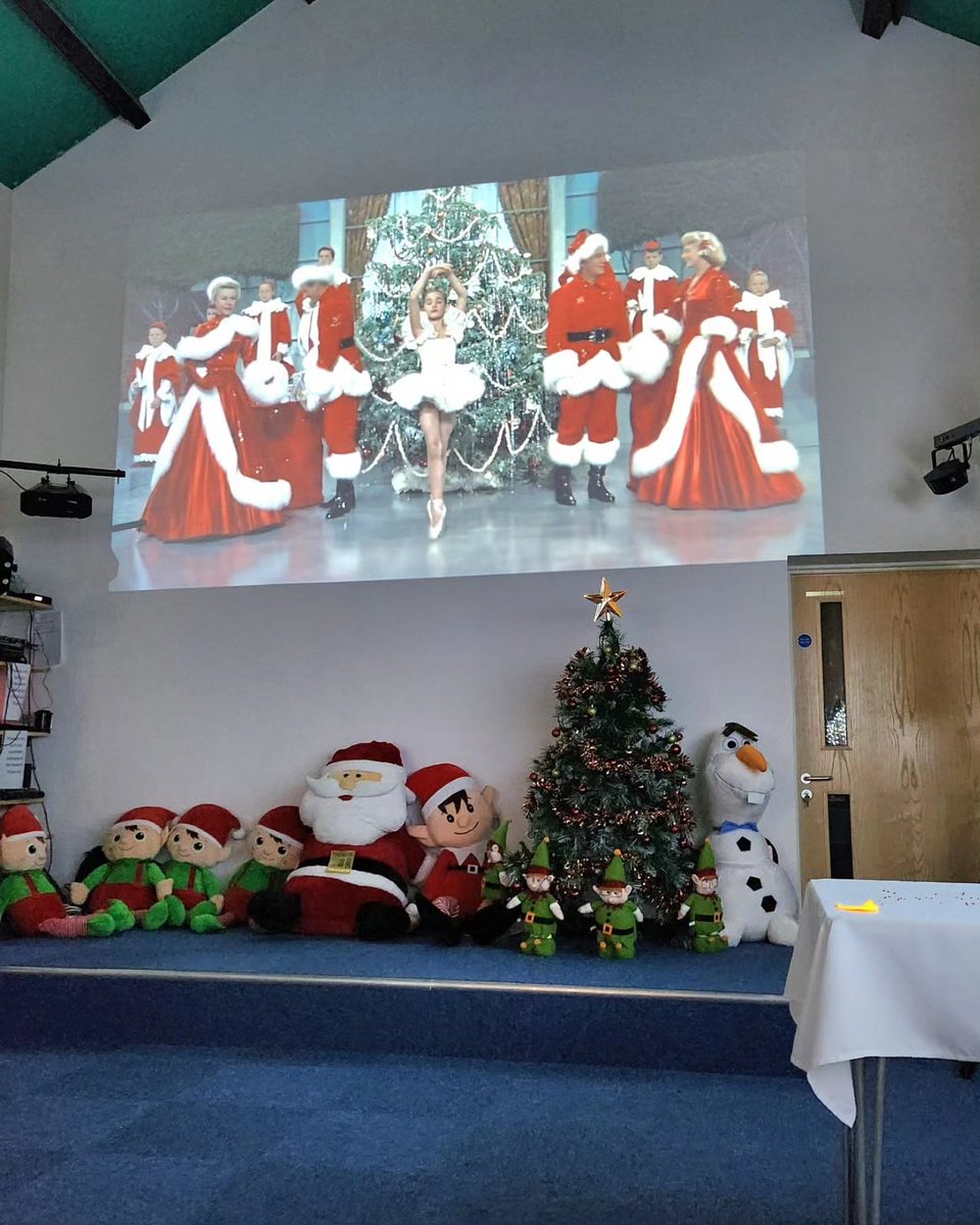 Lovely Christmas Movie Night
watching White Christmas. I'd never see it, really enjoyed it! ❤️

#northwest #love #home #cumbria #lakedistrict #family #travel #life #couples #disneyfamily  #dailylife #ukfamily #dogmom #northwest #christmas2023 #christmasmovienight #whitechristmas