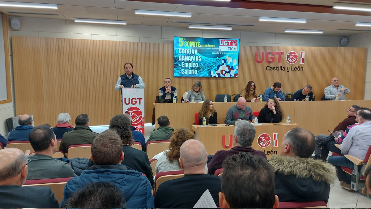 UGT FICA CyL (@cyl_fica) on Twitter photo ✊️En el 5º comité de <a href="/cyl_fica/">UGT FICA CyL</a> ordinario tomamos el pulso a nuestro funcionamiento y debatimos en torno a los retos más inmediatos
🤝Nos hace un análisis nuestro SG Miguel Angel G. Fierro #CyL #negociación #sindicato #UGT ✊️En el 5º comité de <a href="/cyl_fica/">UGT FICA CyL</a> ordinario tomamos el pulso a nuestro funcionamiento y debatimos en torno a los retos más inmediatos
🤝Nos hace un análisis nuestro SG Miguel Angel G. Fierro #CyL #negociación #sindicato #UGT