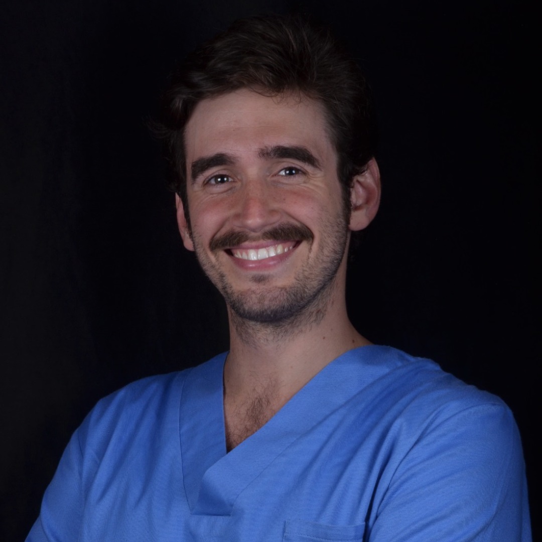 El pasado 24 noviembre se celebró el II Congreso Universitario Align Iberia online, en el que  Alejandro Nuñez Bassols, alumno del Master en Ortodoncia y Ortopedia Dentofacial de @uicbarcelona, ganó el 3º premio por su caso clínico “Clase II bilateral con apiñamiento moderado”