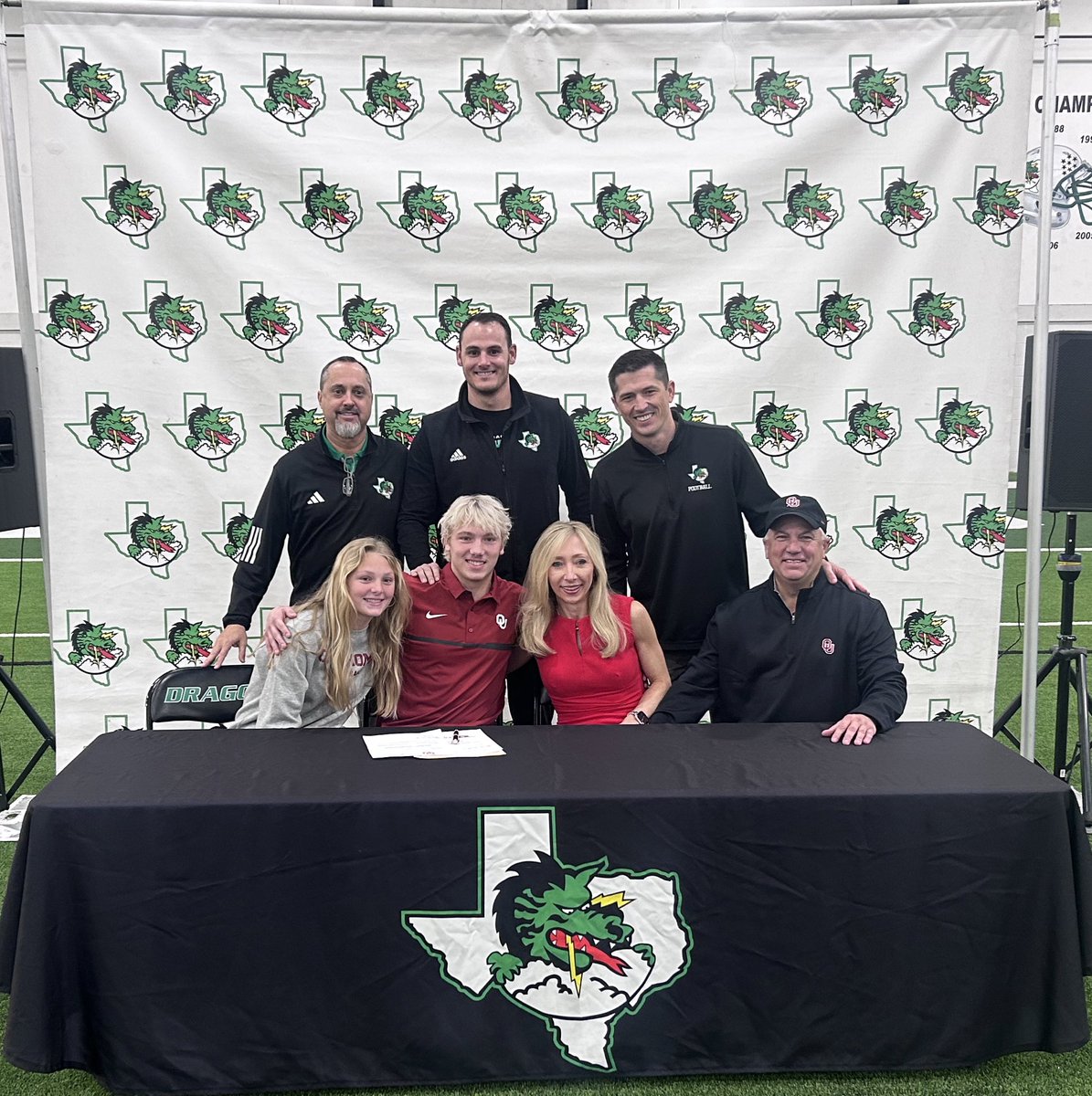 Southlake Carroll Football (@carrolldragonfb) on Twitter photo Congratulations to <a href="/Jacob_Jordan_22/">Jacob Jordan</a> on signing with <a href="/OU_Football/">Oklahoma Football</a>
Can’t wait to see what you do in Norman! We are proud of you!
#ProtectTheTradition
<a href="/SLCAthletics/">Carroll Dragons</a>
<a href="/coachrdodge/">Riley Dodge</a>
<a href="/CABCSLC/">CABC</a> Congratulations to <a href="/Jacob_Jordan_22/">Jacob Jordan</a> on signing with <a href="/OU_Football/">Oklahoma Football</a>
Can’t wait to see what you do in Norman! We are proud of you!
#ProtectTheTradition
<a href="/SLCAthletics/">Carroll Dragons</a>
<a href="/coachrdodge/">Riley Dodge</a>
<a href="/CABCSLC/">CABC</a>