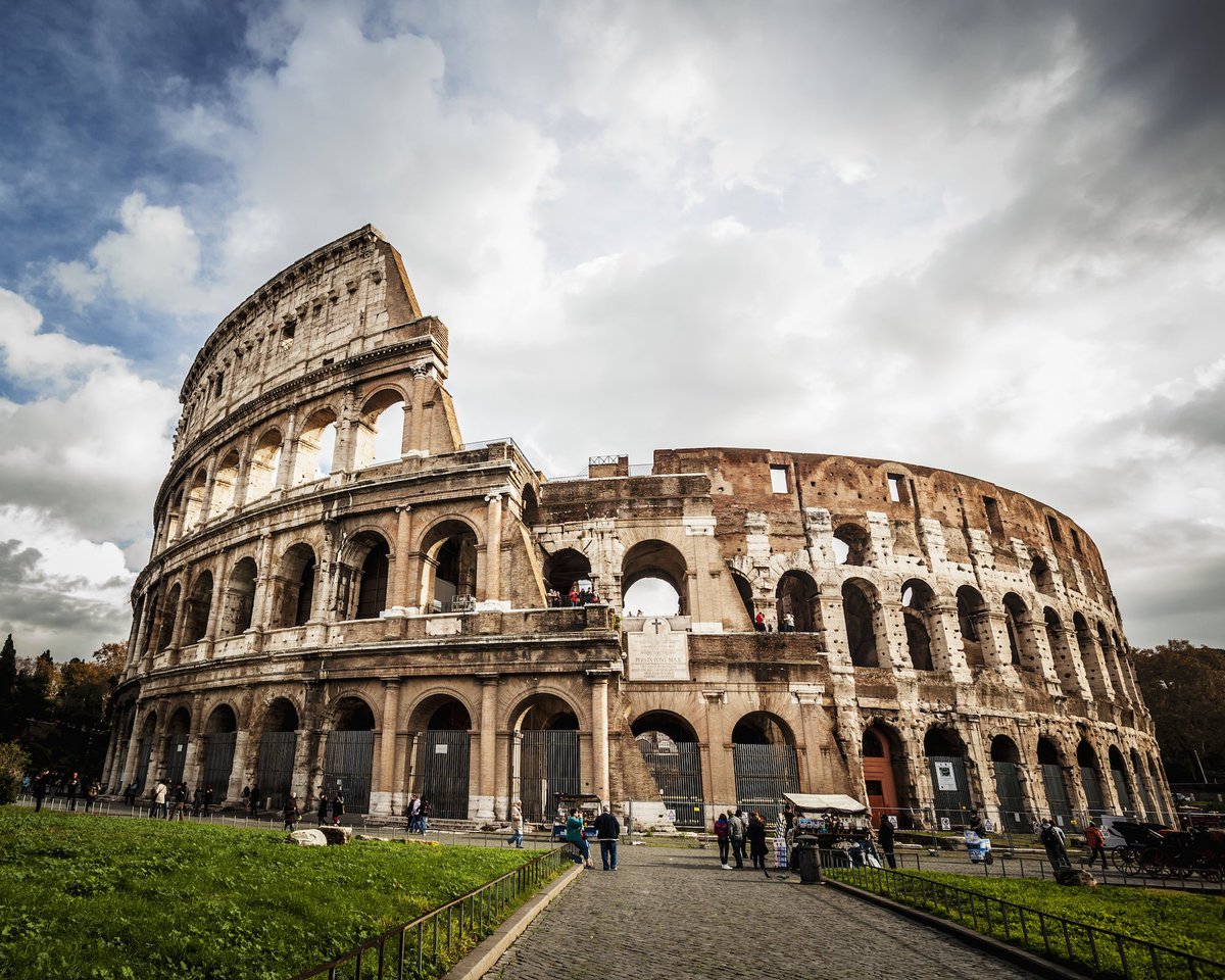 Exploring the Magnificence of the Colosseum 🏟️
#Colosseum #AncientRome #History #Architecture #TravelDiscoveries