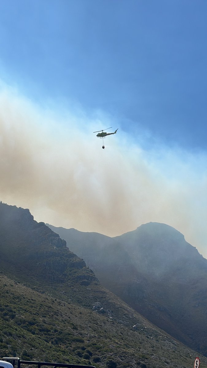 WOF-Kishugu Joint Venture resources continue to battle the Castle Rock fire. Six choppers, including the black hawk, are waterbombing the fire as windy weather conditions persist.

#Castlerockfire #Savinglives