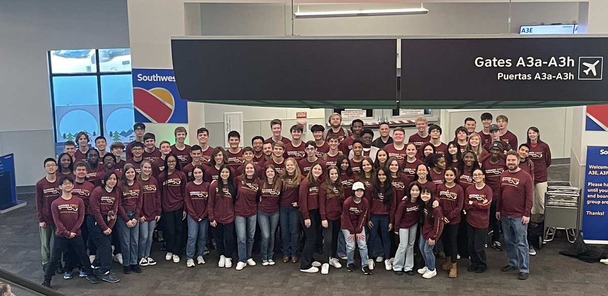 Our symphony orchestra is ready for their trip to the Midwest Conference in Chicago! SCHS will be one of the few schools playing at the conference, the largest of its kind in the country. Congrats and have fun! @schsorch @HumbleISD @HumbleISD_Arts @SCMBofficial