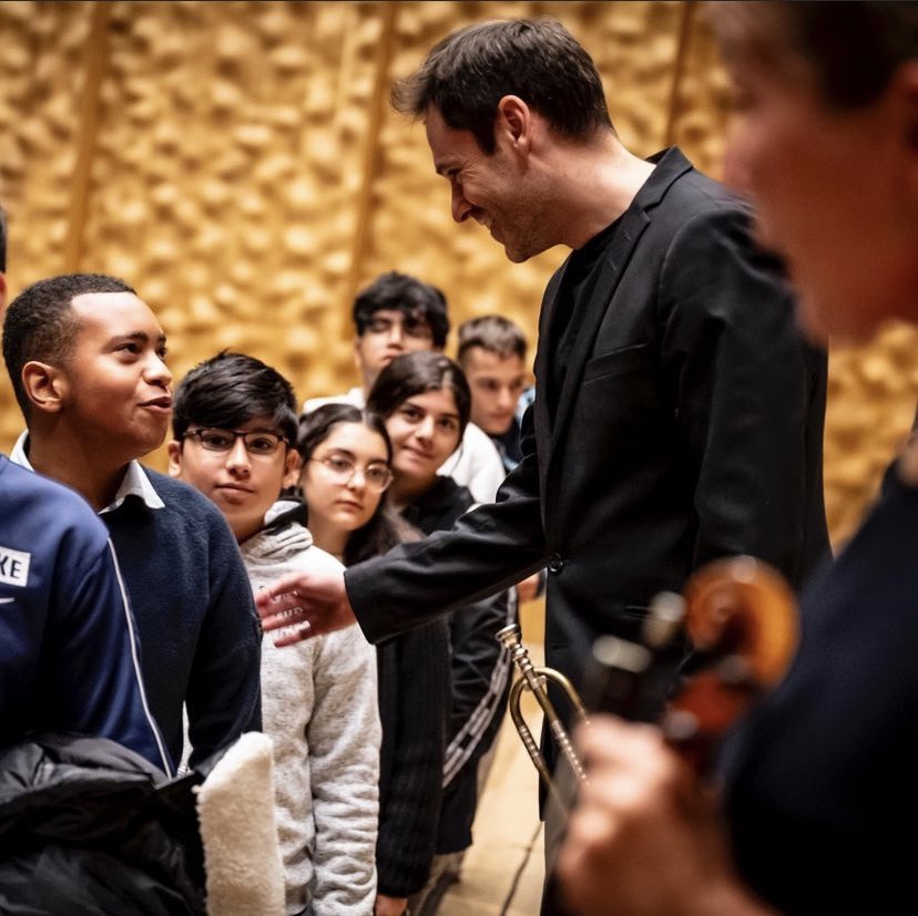 As we slowly bid farewell to this incredible year, we want to thank all our younger audiences and listeners! We cannot wait to share the joy of classical music through our Outreach and Education initiatives in 2024. // Photo: (c) Holger Talinski