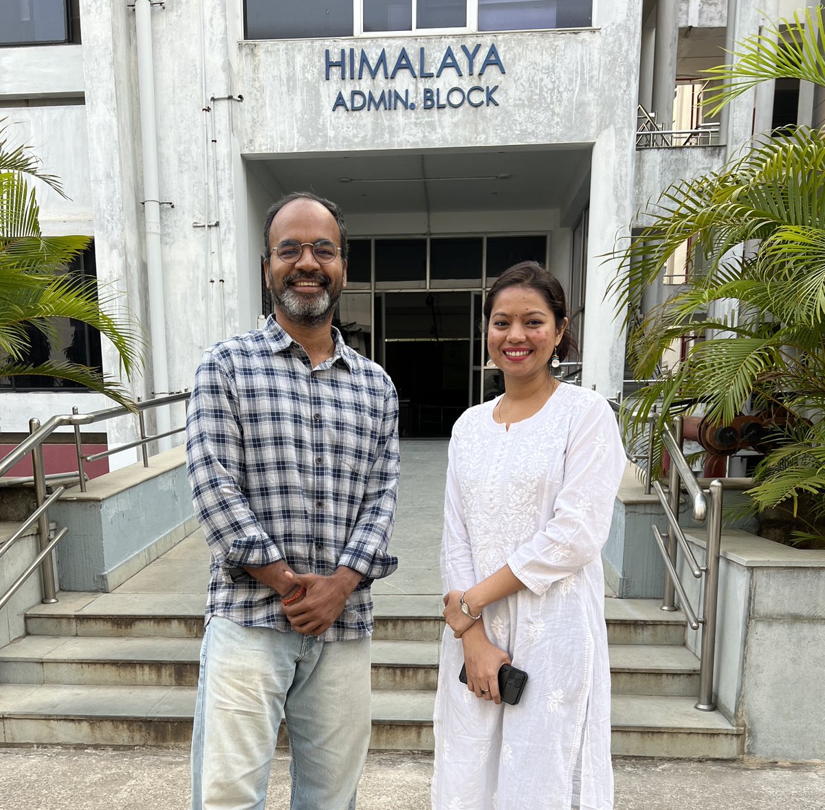 ponguru's tweet image. #ComputationalBiology, {#LockDown #COVID19 #DeanGiri #StudentAffairs} @IIITDelhi, #DryLab, Industry vs Academia, Reliving old memories ~~ topics with Neelam #PhD #Classof2022 #IIITDelhi. N is visiting #Hyderabad for work. Catching up with alumni is always 👌🏾😍. 🙏🏽 N for the ping.