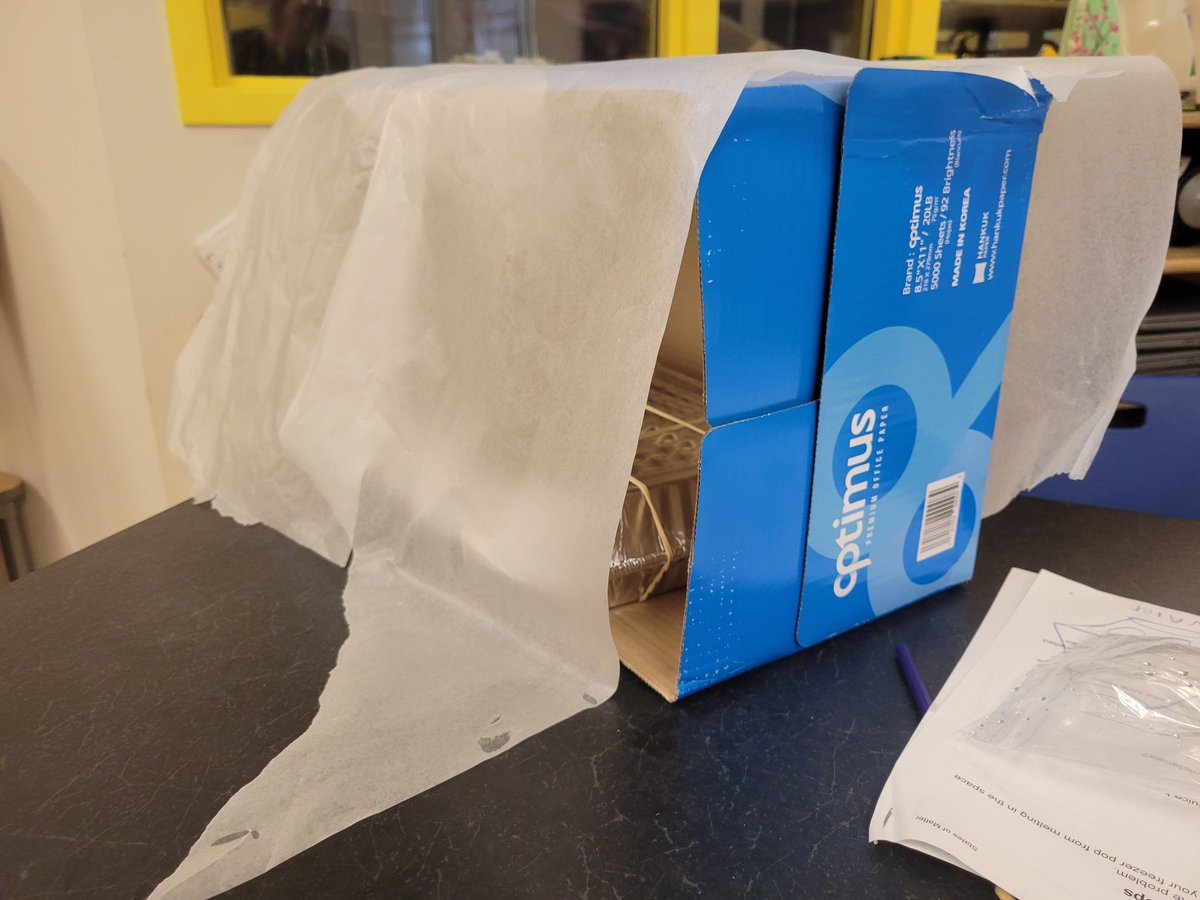 Love this @APSscience challenge: how can you keep an ice cube from melting? Our Innovator Lab provided lots of insulation options!