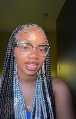 Light Skin Girls With Box Braids