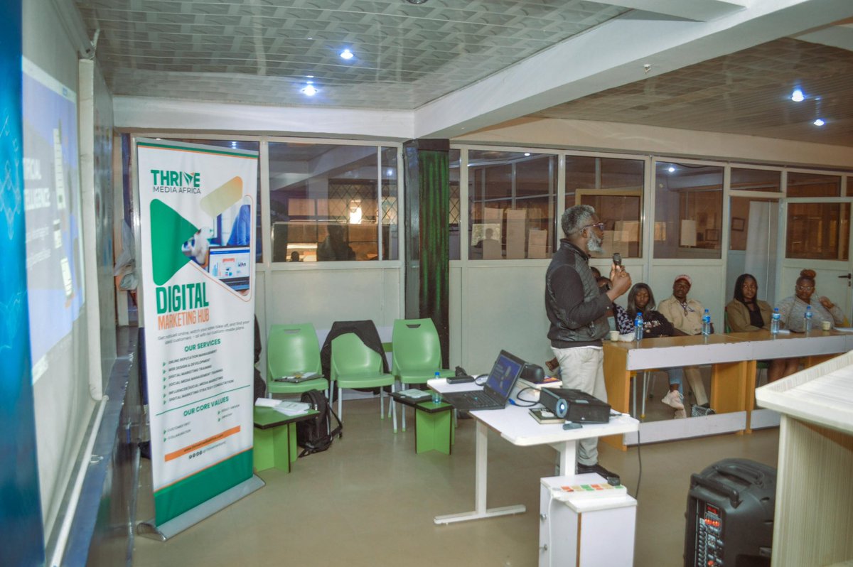 ThriveMediaHQ's tweet image. Pictures from our Breakfast and Marketing Meetup at nHub Nigeria where we hosted over 30 business owners over the weekend!