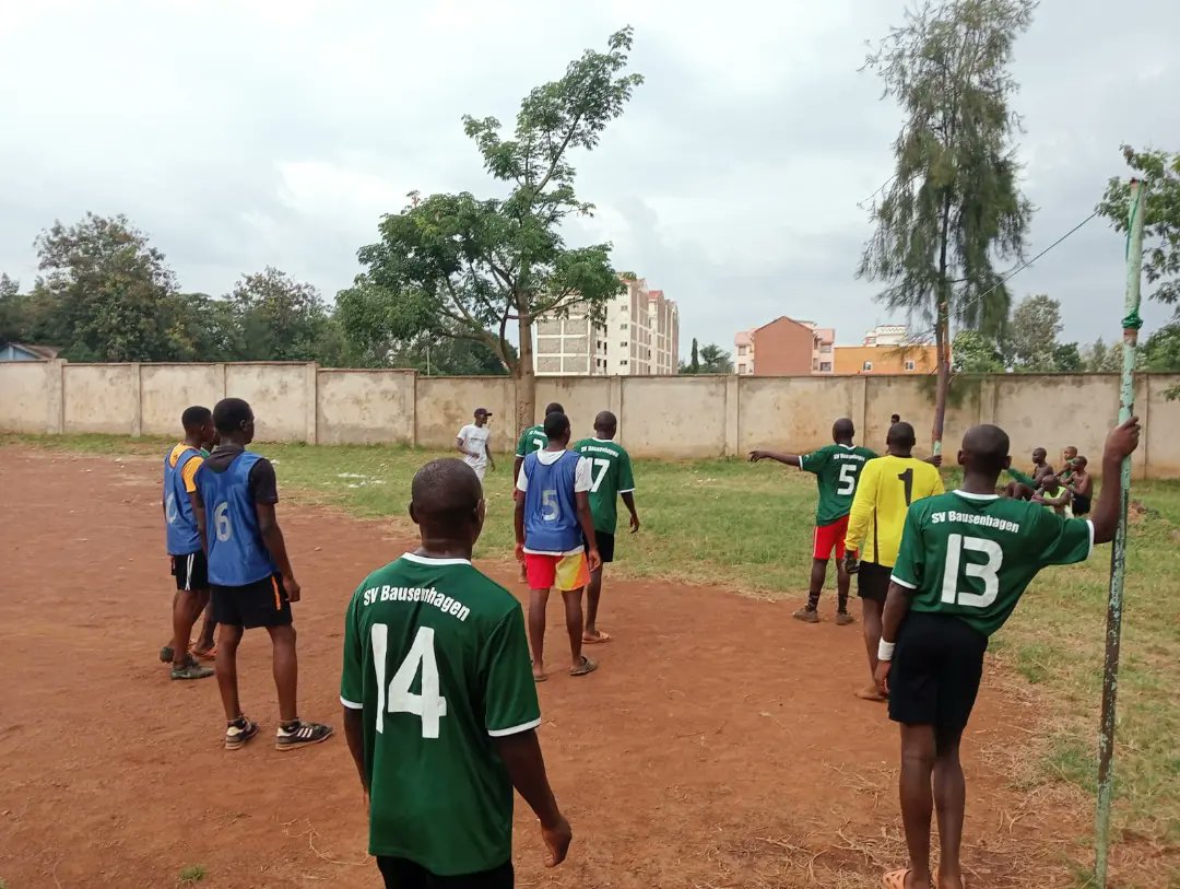 HOK_AFRICA's tweet photo. Football is a vital tool for psychosocial development and wellness.
Through the #Jiboreshe #SportsForWellness, we promote the reintegration of children in contact and in conflict with the law back into the community. https://t.co/es5Ou5sPoH