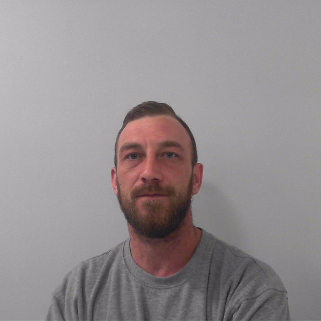 Have you seen wanted Bradley Turnbull, 36, from Brompton-on-swale? He failed to appear at court in November on a charge of robbery. Please call us: ☎️101 if you've seen him ☎️ 999 if you have an immediate sighting ☎️ Crimestoppers anonymously 0800 555 111 Ref 12230225594