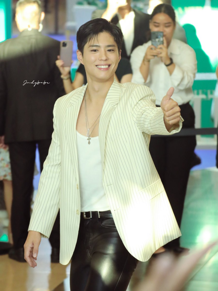 กอมมี่~ <a href="/BOGUMMY/">박보검</a>

#박보검 #ParkBoGum #พัคโบกอม
#ParkBoGumXCELINE 
#BOGUMxCELINE 
#CELINEBYHEDISLIMANE
#CELINESIAMPARAGON