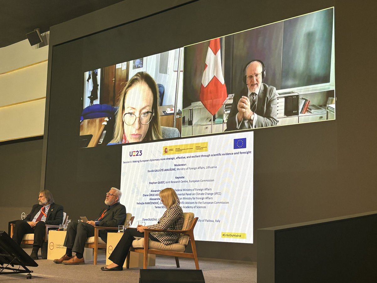 Marga Gual Soler, PhD (@margagual) on Twitter photo 1st European #ScienceDiplomacy Conference <a href="/SwissMFAStatSec/">Alexandre Fasel</a> presents the🇨🇭approach on anticipatory #sciencediplomacy and the example of <a href="/GESDAglobal/">Geneva Science and Diplomacy Anticipator</a> as instrument for anticipation, acceleration & translation of science & technology for multilateral effectiveness #EUSciDipMadrid 1st European #ScienceDiplomacy Conference <a href="/SwissMFAStatSec/">Alexandre Fasel</a> presents the🇨🇭approach on anticipatory #sciencediplomacy and the example of <a href="/GESDAglobal/">Geneva Science and Diplomacy Anticipator</a> as instrument for anticipation, acceleration & translation of science & technology for multilateral effectiveness #EUSciDipMadrid
