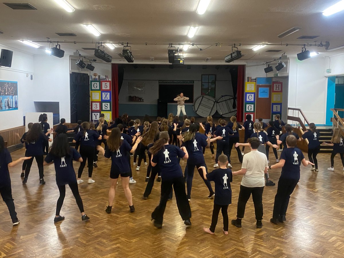 SpringwestPA's tweet image. Yesterday we had the sensational Meesha Garbett aka the Viral Red Beret Girl from the hit move Matilda come and treat our Matilda Cast to a dance workshop as a thank you for all their hard work and effort! #SpringwestShines @SpringwestA