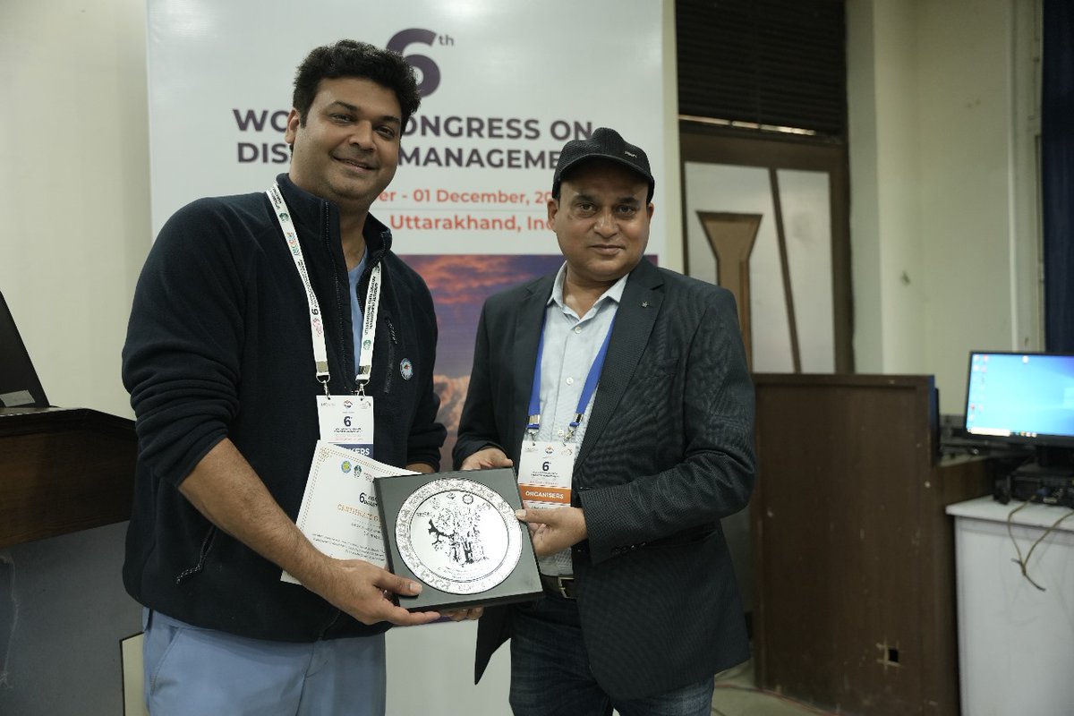6WCDM2023's tweet image. Certificates conferred after an insightful panel discussion on “Community Health Resilience and Preparedness” after the Special Technical Session 15. Recognizing the commitment to advancing health resilience strategies.

#resurgentuttarakhand #WCDM #6WCDM #RuralDevelopment