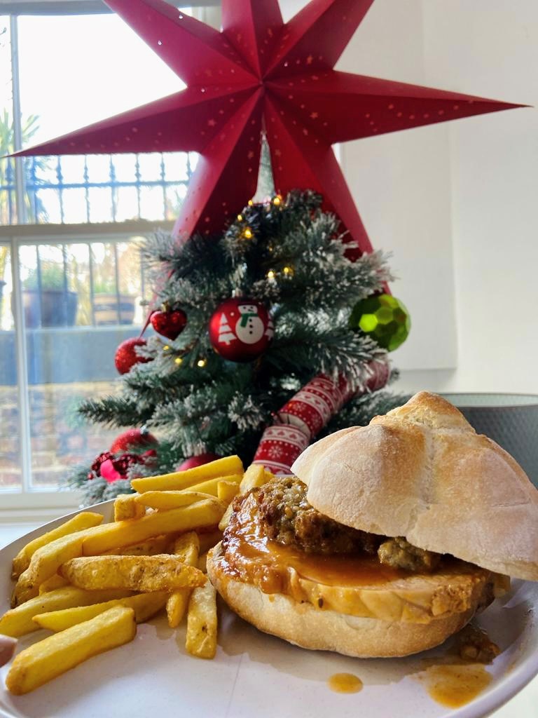 Get in the Christmas spirit at Blackburne House Bistro and treat yourself to our Festive Roll - turkey, stuffing, gravy & cranberry sauce with chips 😋 Available only until Friday 22nd December to eat in or take away.
